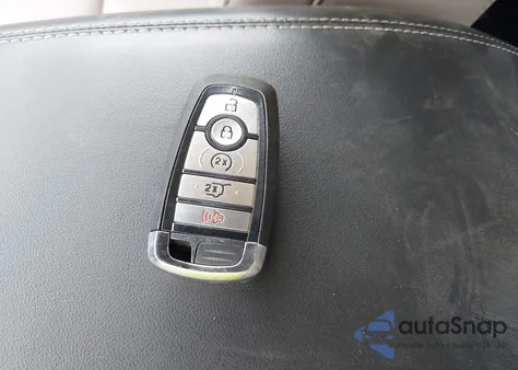 2023 Ford Explorer Xlt из США, поврежденный, VIN 1FMSK7DH6PGB63891